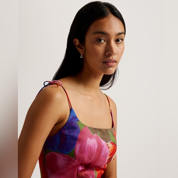 Printed fitted bodice mini Ted Baker dress. TB size 2(US6) - Picture 5 of 7